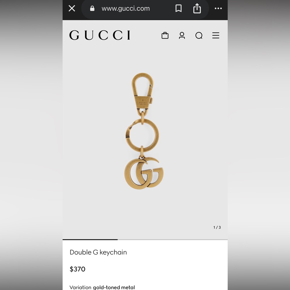 Gucci double G keychain in gold with box, shopping bag, and box - Picture 6 of 10